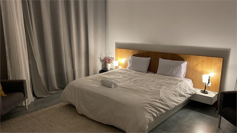 יחידת דיור עם חדר שינה נפרד